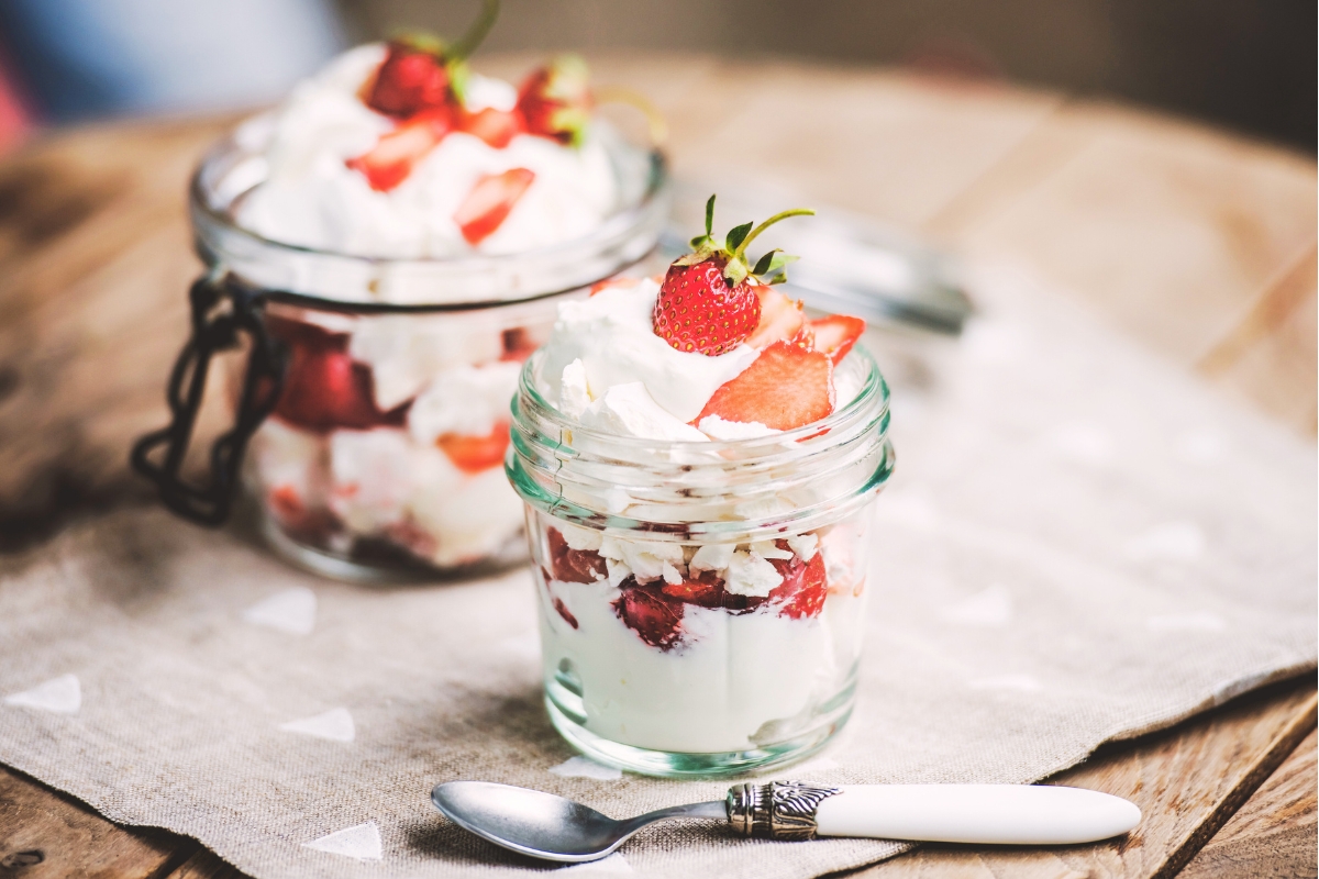 Berry Easy Eaton Mess