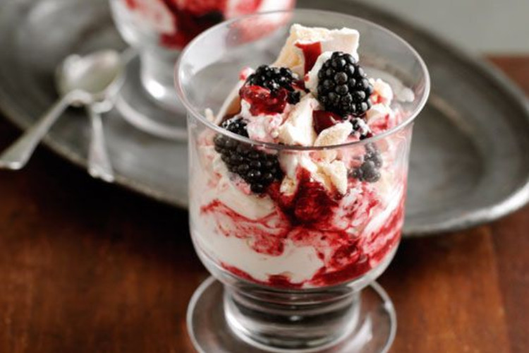 Blackberry Eaton Mess