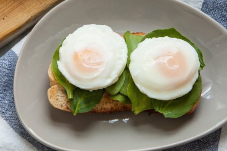 Muffin Pan Poached Eggs Recipe