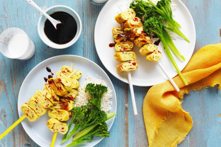 Tamagoyaki (Japanese Egg Rolls)
