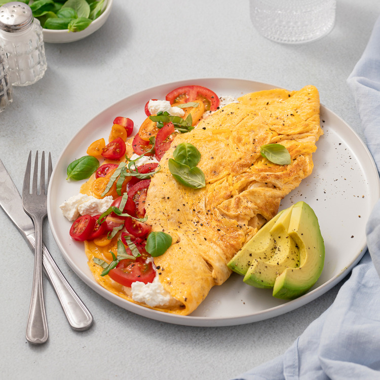Cottage Cheese, Tomato & Basil Omelette